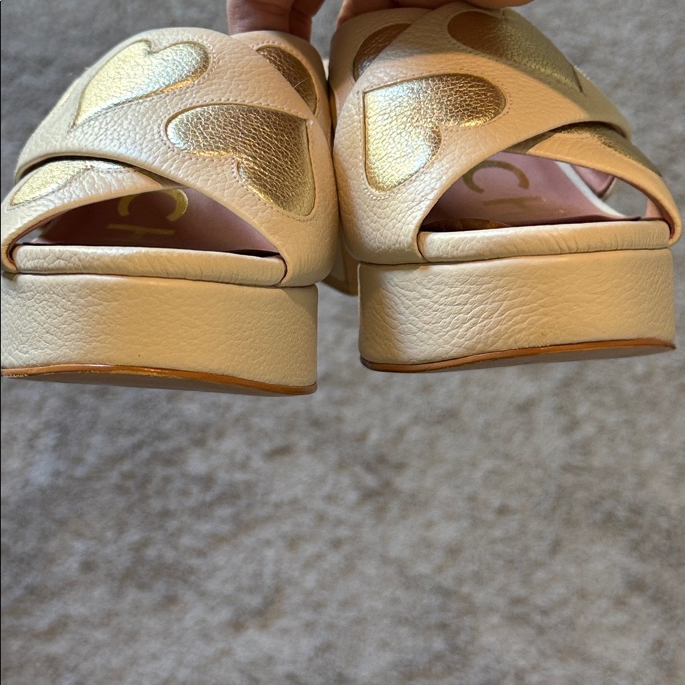 Butrich Ivory Gold Heart Platform Leather Sandal Size 38 - Picture 4 of 6